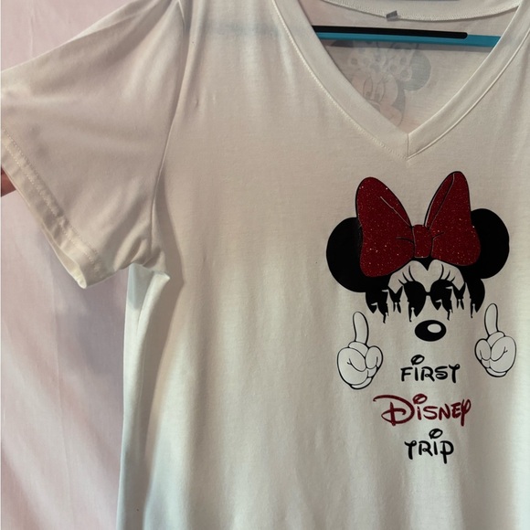 Disney White Shirt with Minnie Mouse Design - Picture 3 of 5